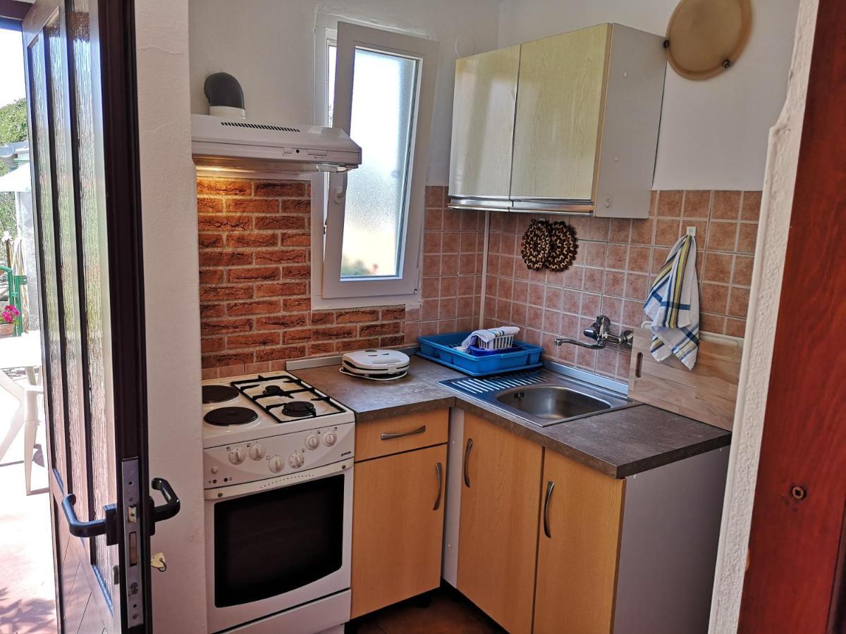 Apartment Zelina Mali Losinj Bagian luar foto